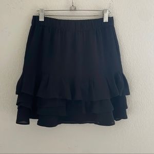Banana Republic Ruffle Mini Black Skirt Size 2